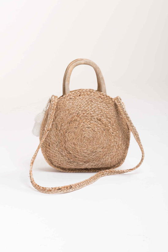 Round straw beach bag